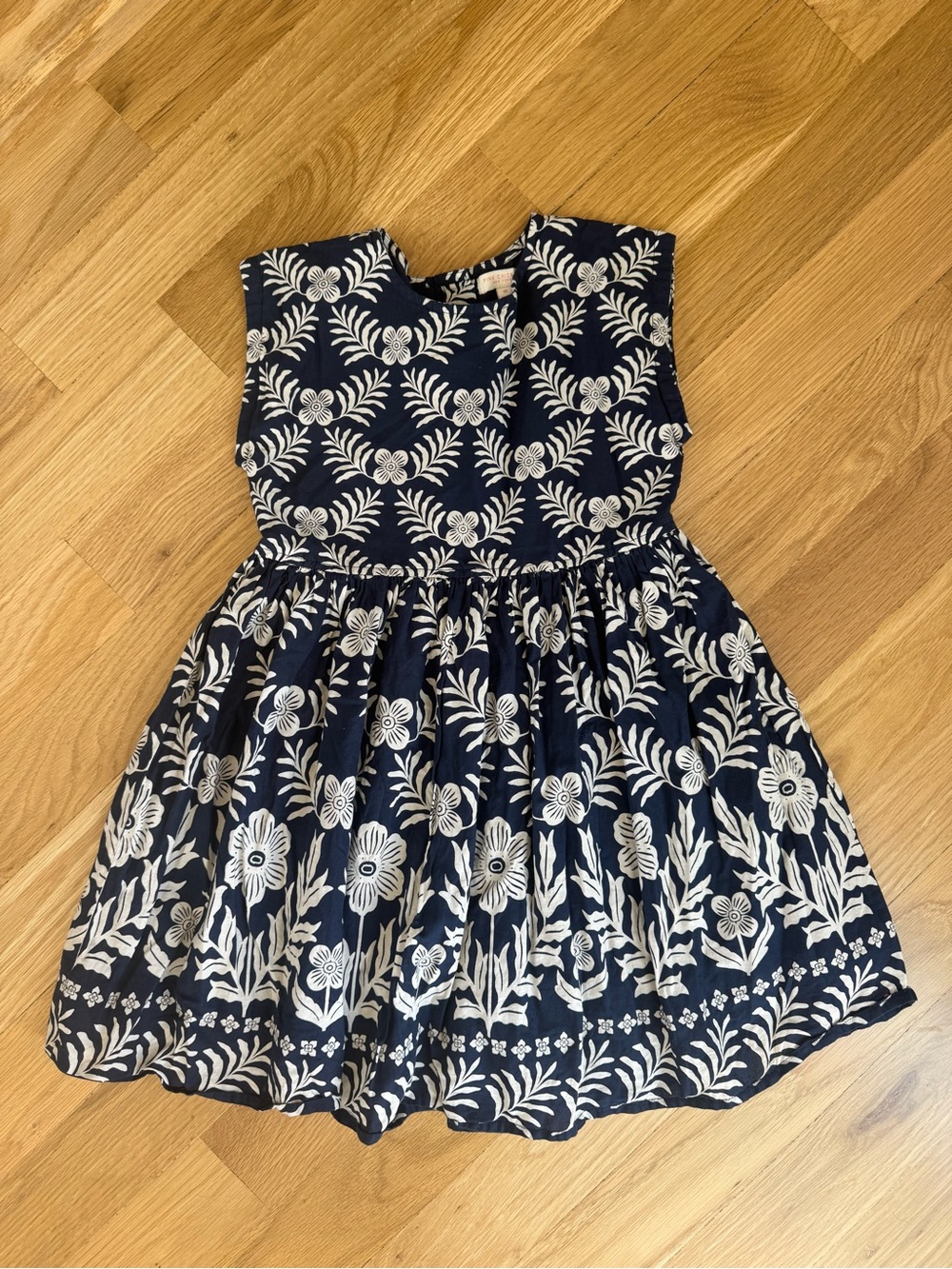 Pink Chicken 🔵 Navy Oasis Adaline Dress size 8
